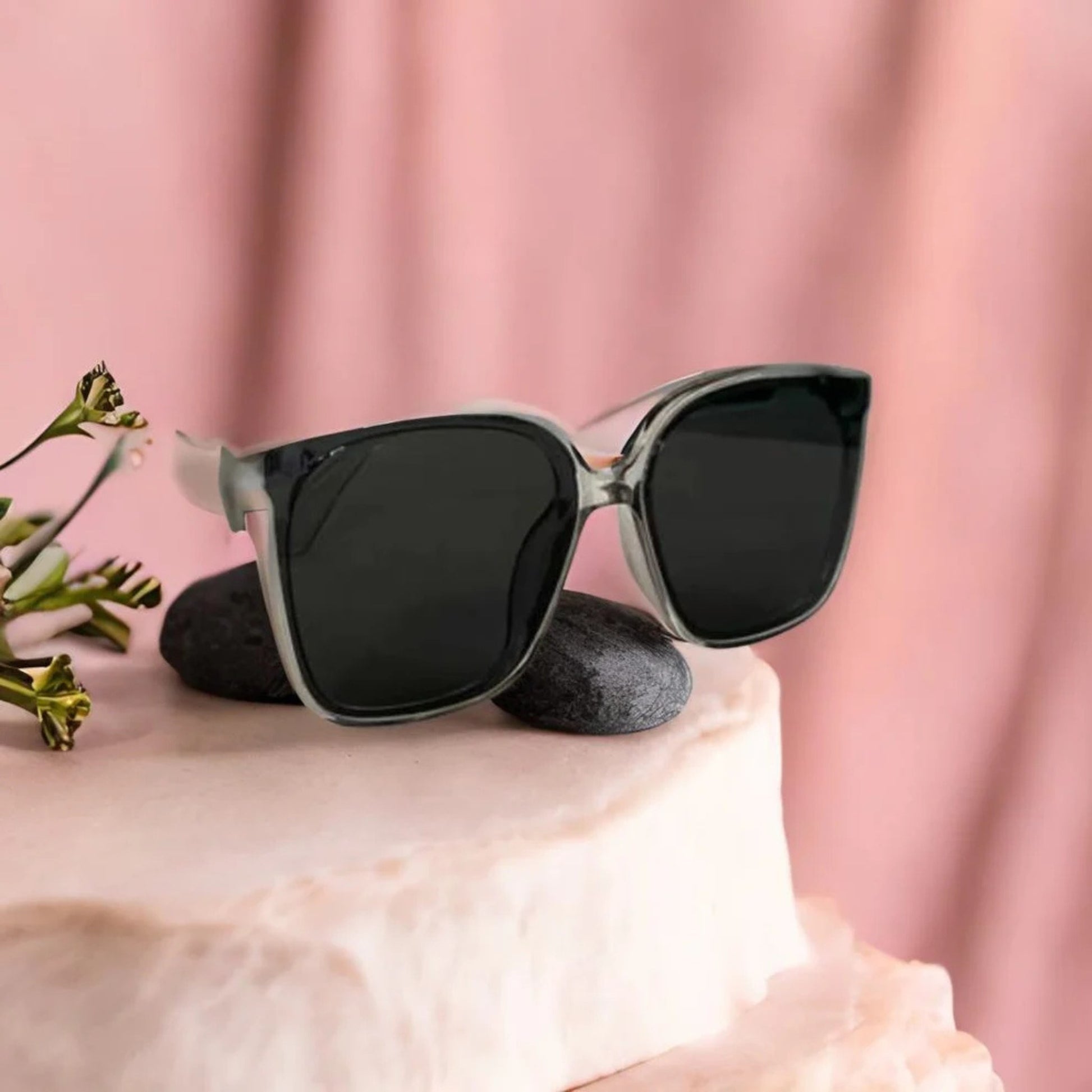 Grey Sunglasses Cat Eye 